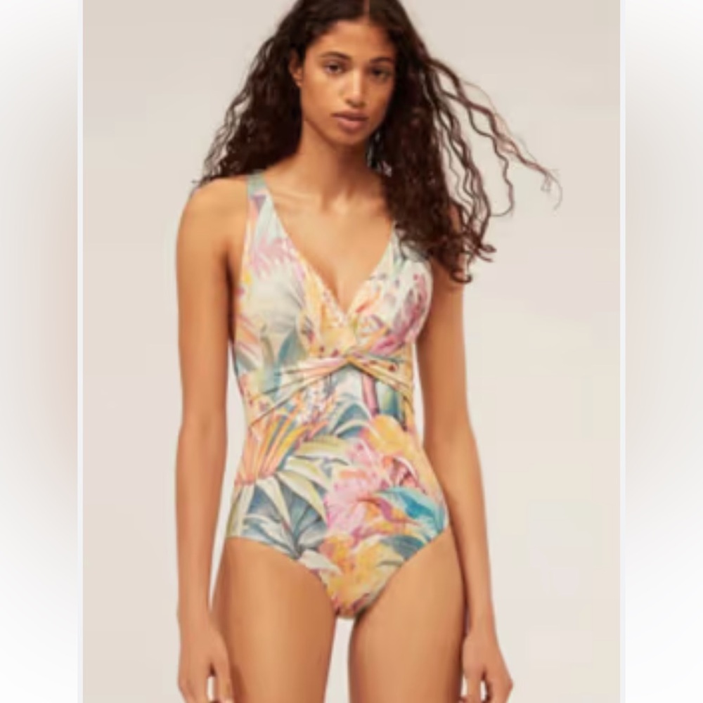 One Piece Women’s Swim Suit. Tropical Multicolor Bust Knot Twist. Size M